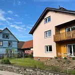 Wildbiene Bis 6 Pers *