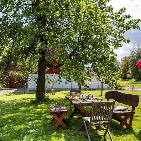 Wildbiene Bis 6 Pers * Freiensteinau