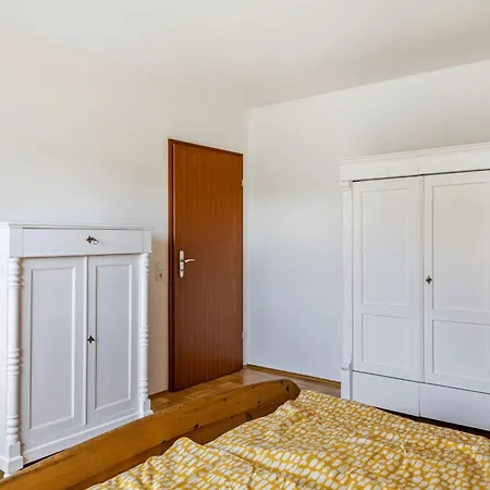 Wildbiene Bis 6 Pers * Freiensteinau